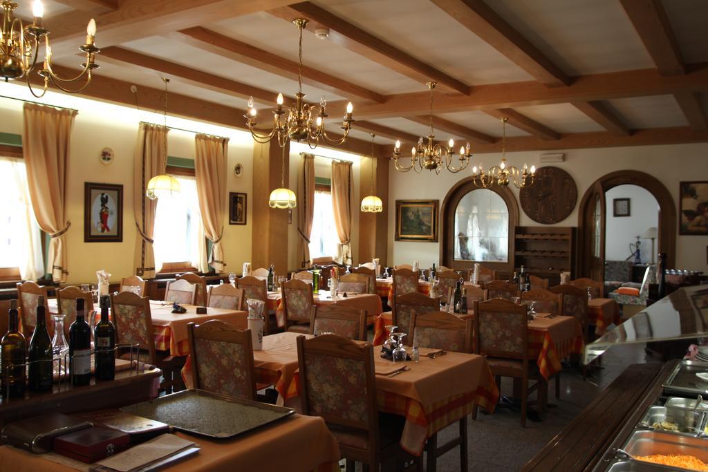 Hotel Genziana Passo Stelvio Buitenkant foto